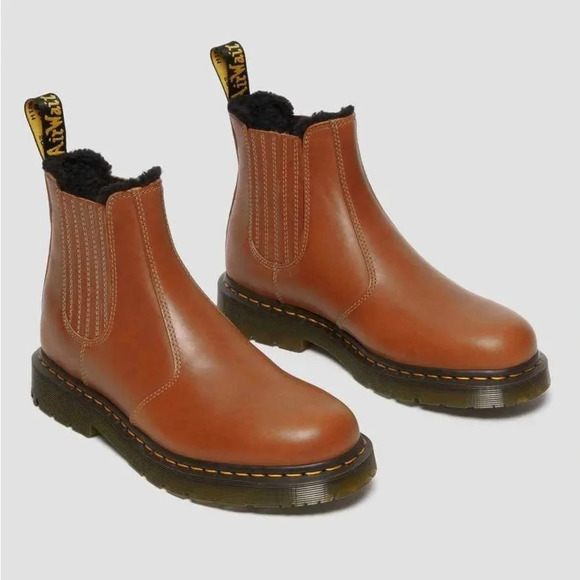 Dr. Martens Other - Dr. Martens 2976 Wintergrip Chelsea Boots mens: 8 woman’s: 9
